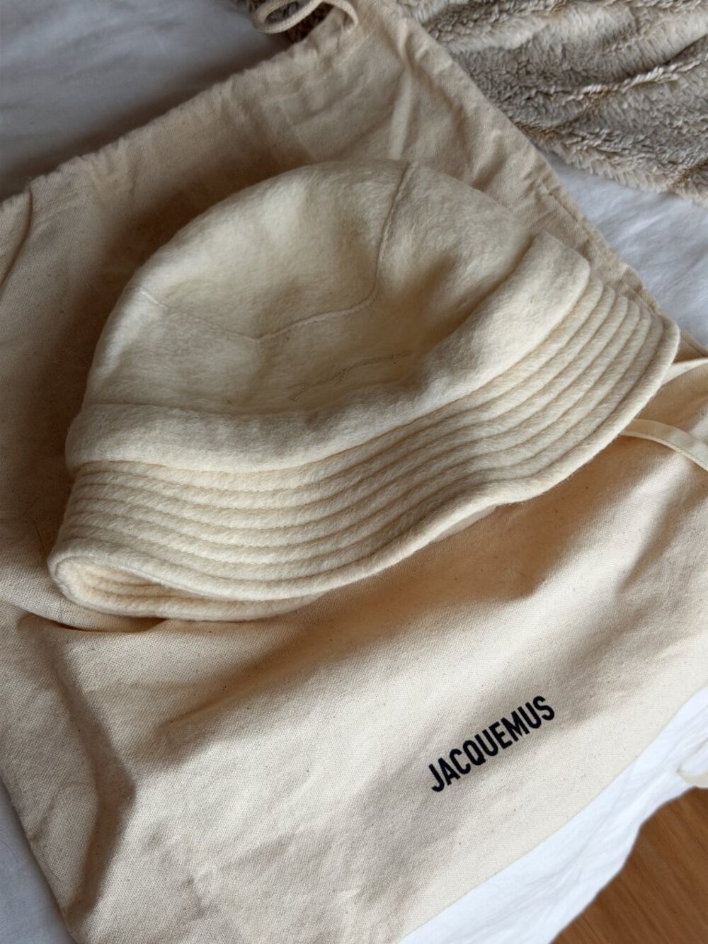 Jacquemus wool Cream bucket Hat